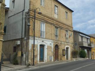 Zona