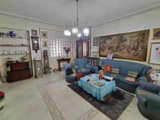 Salone