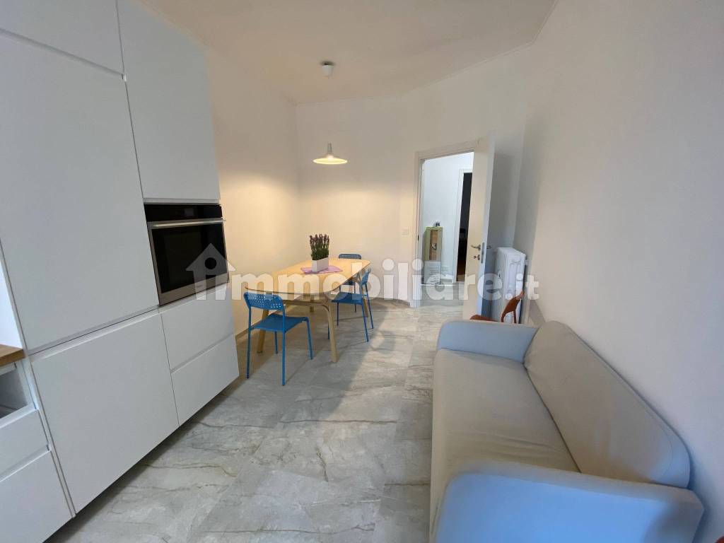Posto letto in doppia in Nizza Millefonti, foto 2 di 5
