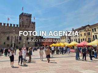 Zona
