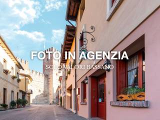 Zona