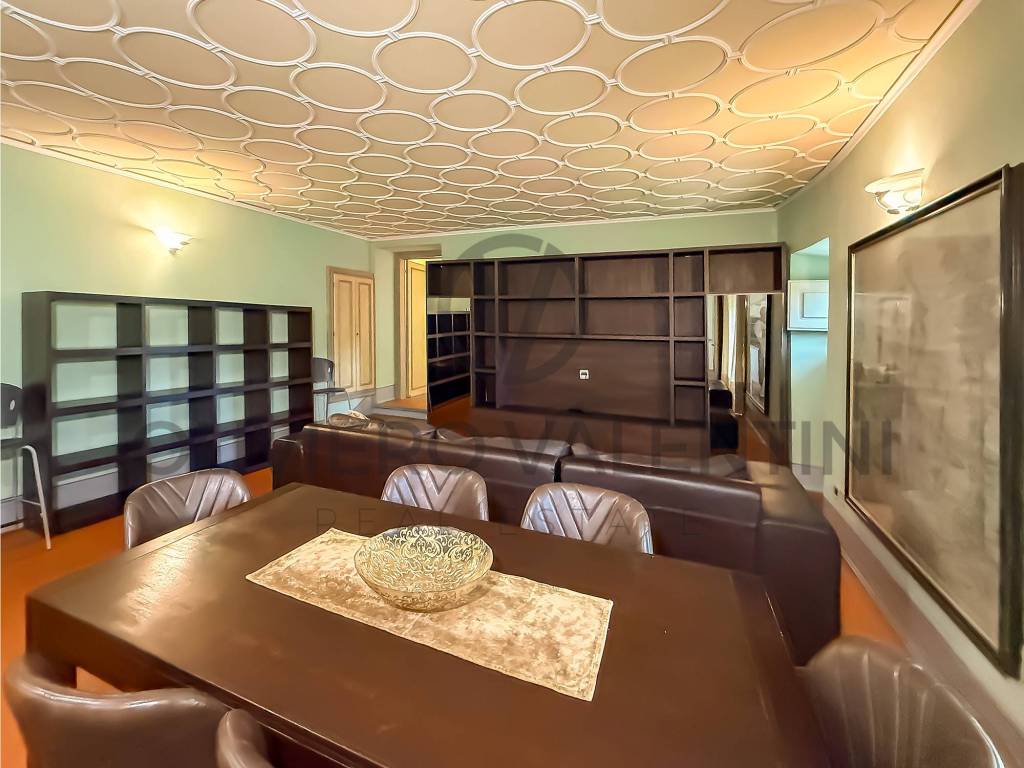 Salone