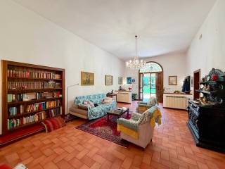 Salone