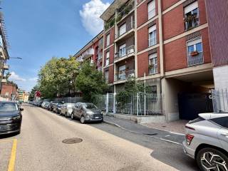 Bilocale via Carlo Armellini 29, Affori, Milano