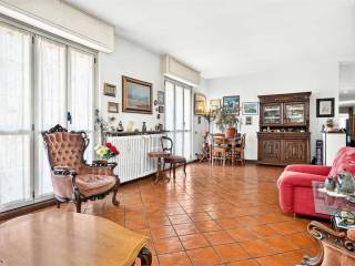 Trilocale via liutprando, 9, Cermenate - Abbiategrasso, Milano