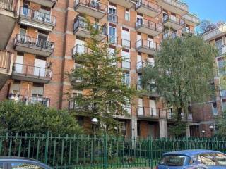 Quadrilocale via Monte Suello 18, Argonne - Corsica, Milano