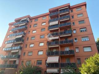 Trilocale via francesco Cilea 122, Gallaratese, Milano