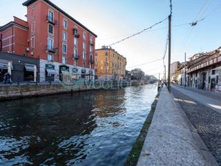 Bilocale via Valenza 5, Navigli - Darsena, Milano