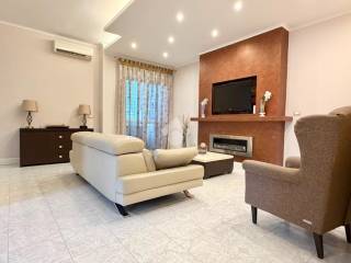 Salone