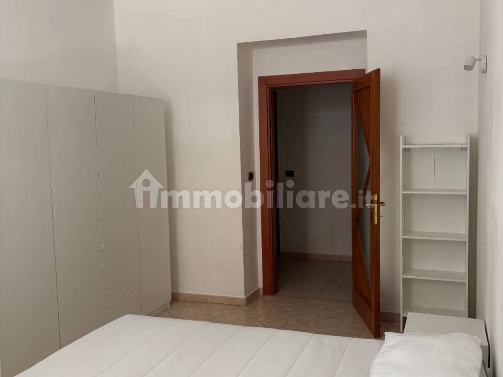 Stanza singola in Cenisia, foto 2 di 3
