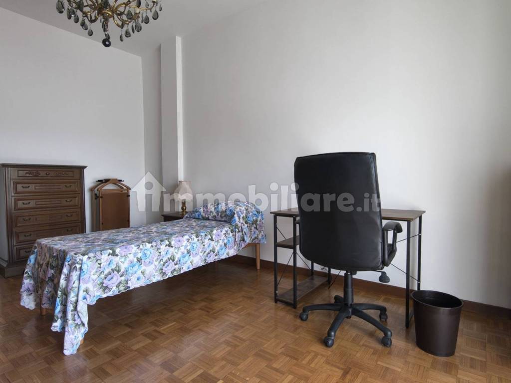 4 stanze singole in Pozzo Strada, foto 15 di 39