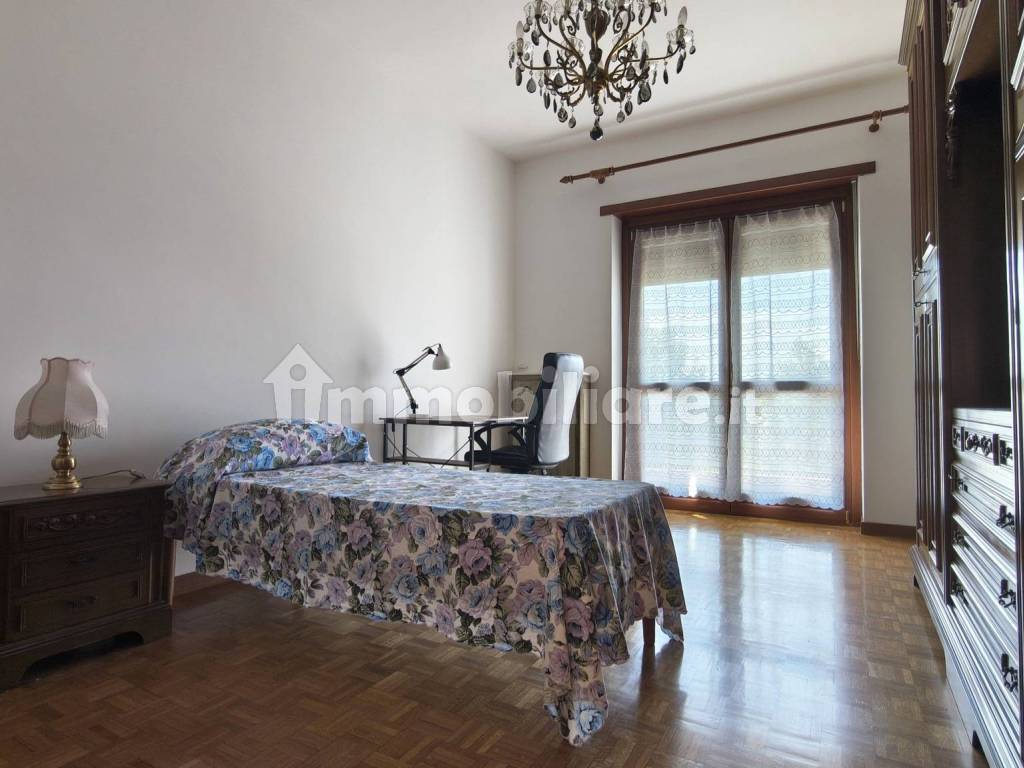 4 stanze singole in Pozzo Strada, foto 13 di 39