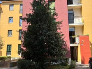 Trilocale via Valsassina 12, Roserio, Milano