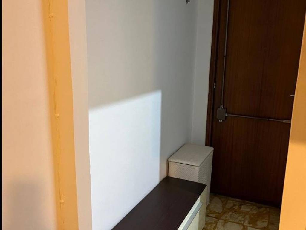 Appartamento in Madonna di Campagna, foto 4 di 8