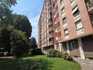 Trilocale piazzale Lotto, QT8, Milano