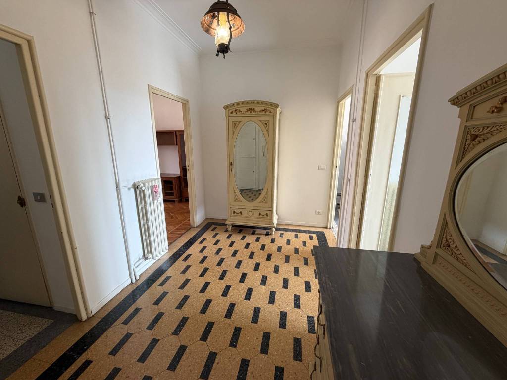 Appartamento in Crocetta, foto 2 di 31
