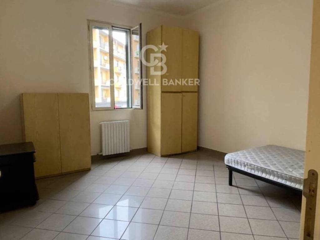 Rent Apartment Bologna. 3-room flat in via Ferrarese. Good condition ...