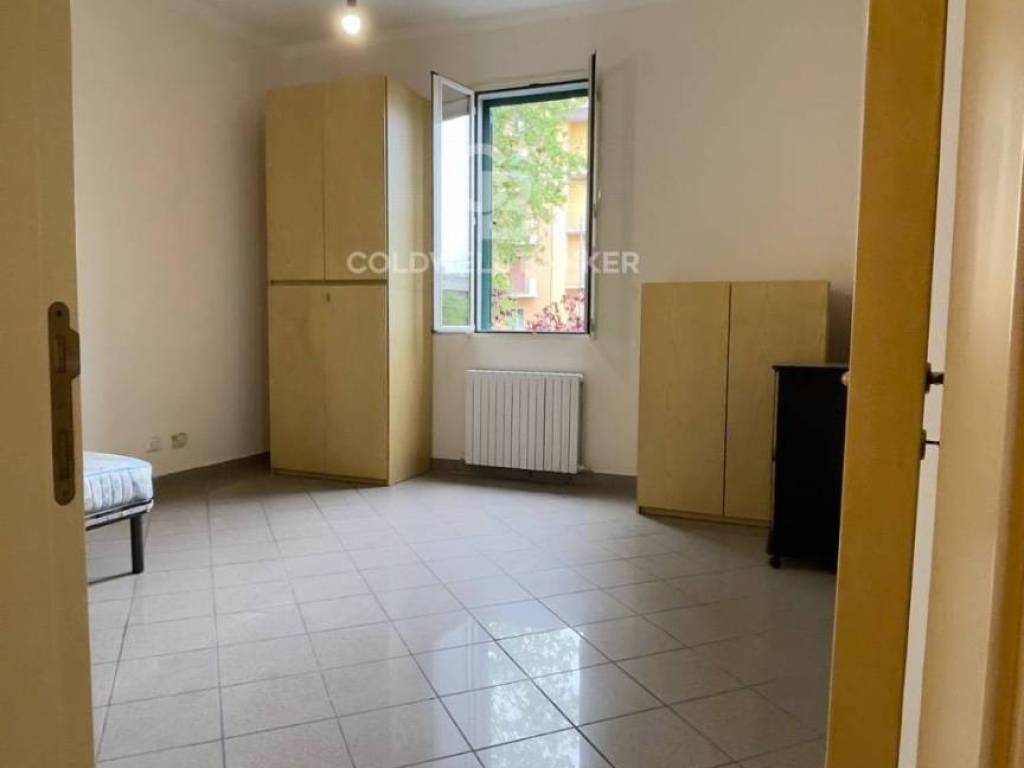 Rent Apartment Bologna. 3-room flat in via Ferrarese. Good condition ...