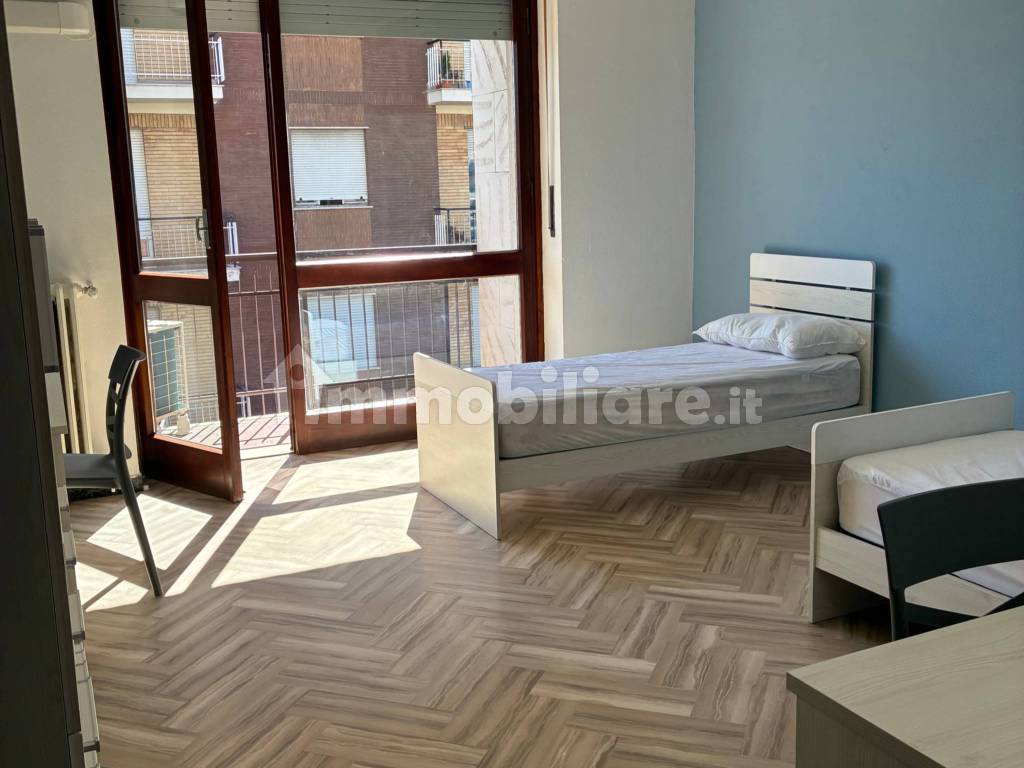 Stanza doppia in Pozzo Strada