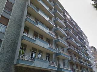 Quadrilocale via Lorenteggio 55, Giambellino, Milano