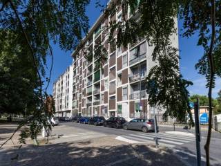 Trilocale piazza Tirana 15, Giambellino, Milano