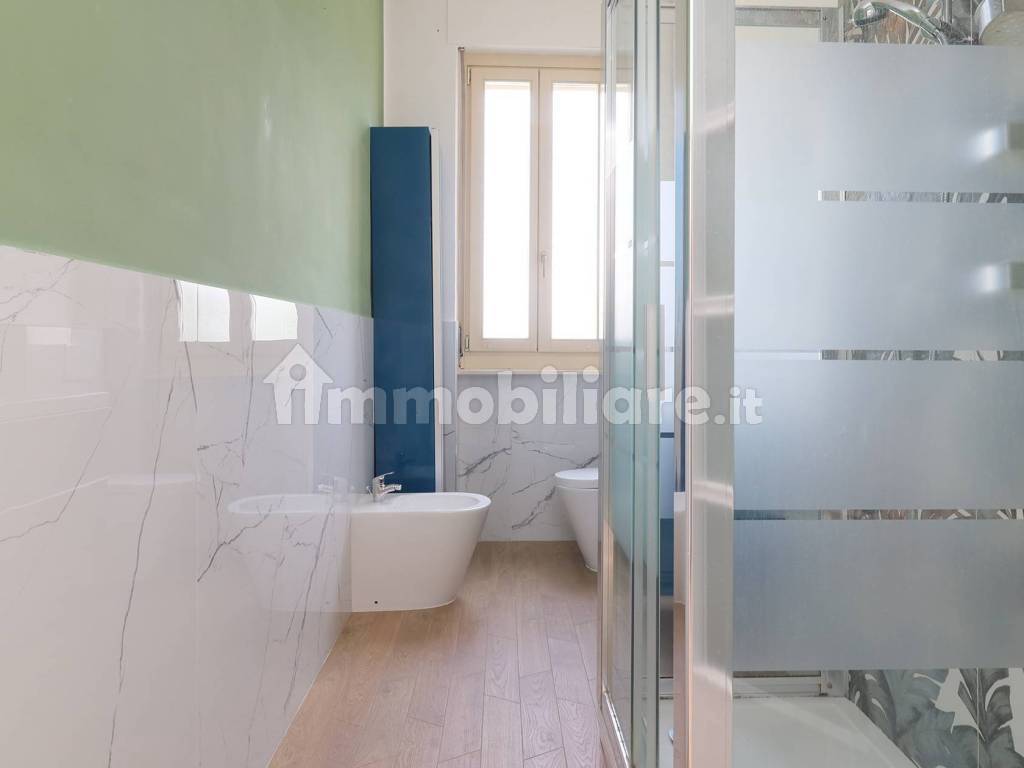 2 stanze singole in Madonna del Pilone, foto 8 di 22