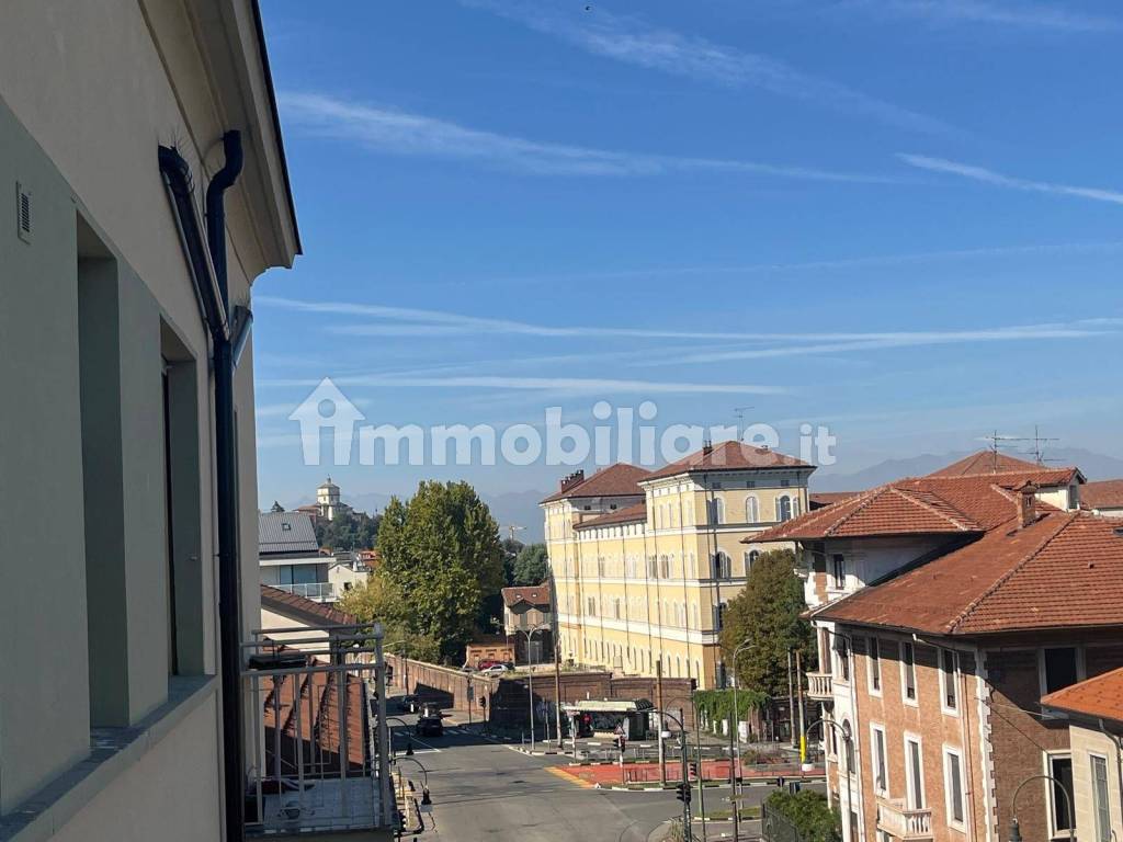 2 stanze singole in Madonna del Pilone, foto 22 di 22