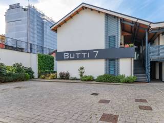 Trilocale via Enrico Annibale Butti 7, Dergano, Milano
