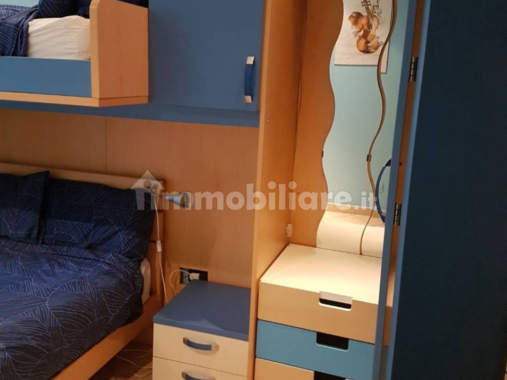 Stanza singola in Parella, foto 2 di 11