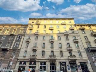 Trilocale da ristrutturare, primo piano, Buenos Aires, Milano
