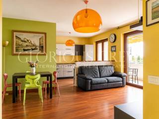 Trilocale via Carlo Perini 22, Quarto Oggiaro, Milano