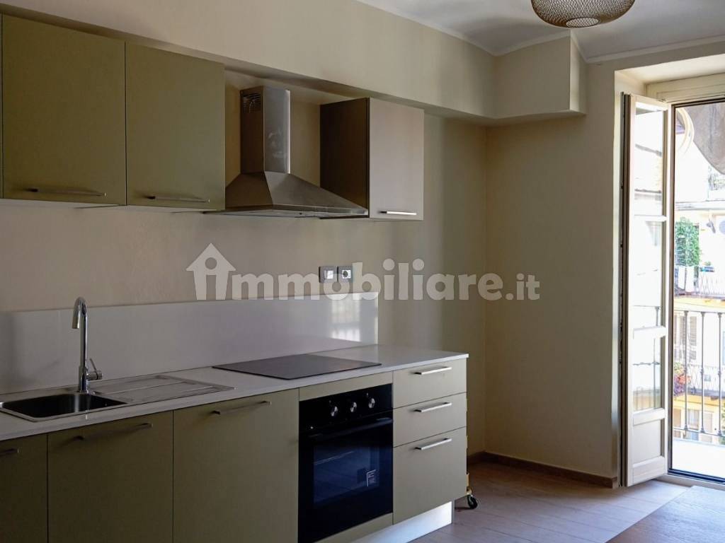 3 stanze singole in Centro, foto 3 di 20