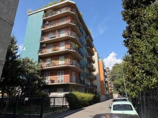 Trilocale via dei Mocenigo 3, Lodi - Brenta, Milano