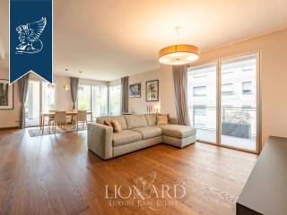Appartamento ottimo stato, quinto piano, Moscova, Milano