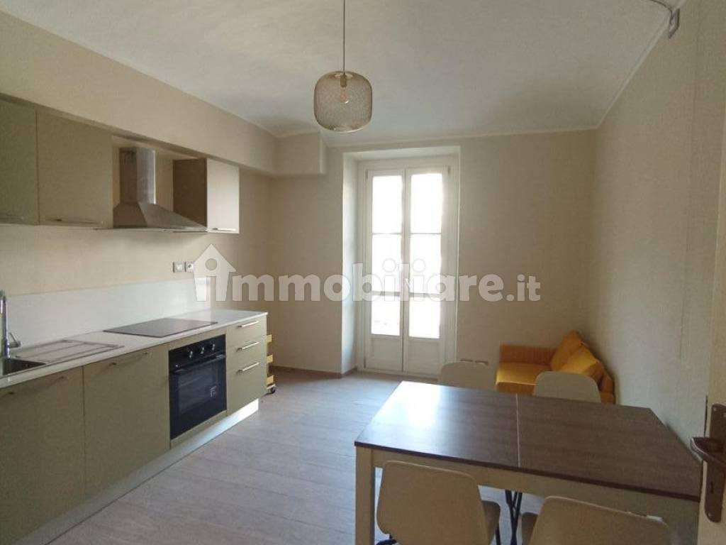 3 stanze singole in Centro, foto 4 di 20