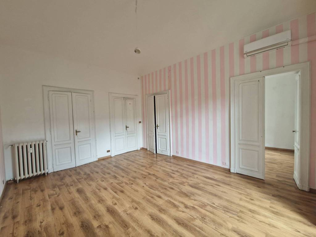 Appartamento in Crocetta, foto 2 di 28