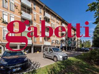 Trilocale via Sem Benelli, 16, Gallaratese, Milano