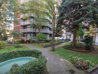 Trilocale via Lorenteggio 51, Giambellino, Milano
