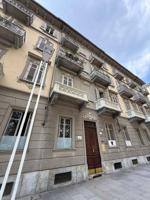 Appartamento in Cit Turin