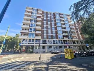 Bilocale piazzale Lugano 9, Ghisolfa - Mac Mahon, Milano