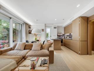 Bilocale via Solferino 23, Moscova, Milano