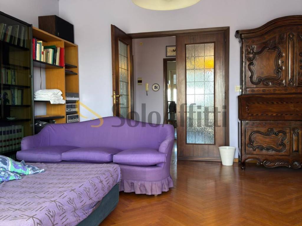 3 stanze singole in Parella, foto 2 di 35