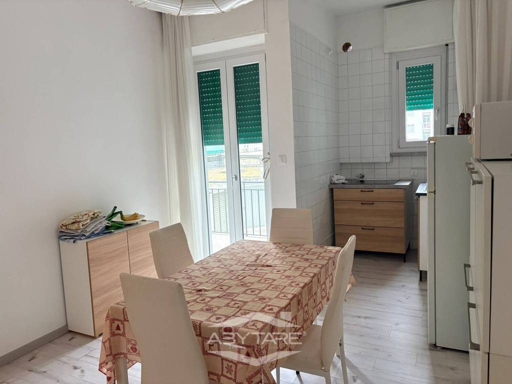 Appartamento in Nizza Millefonti, foto 5 di 30
