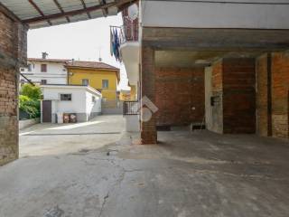 Zona