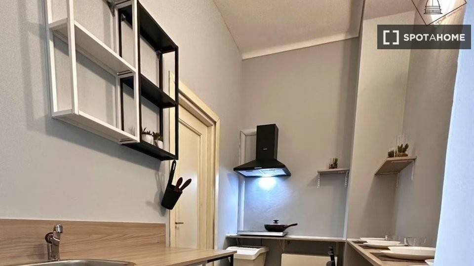 2 stanze singole in Barriera di Milano, foto 5 di 15