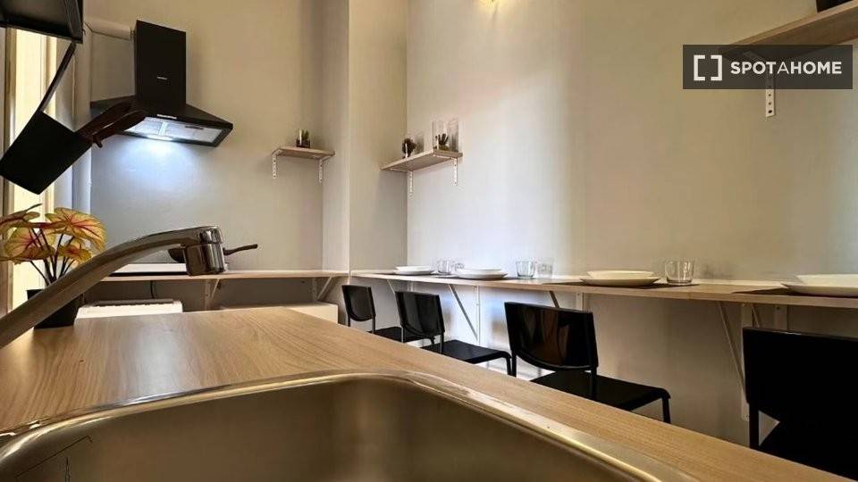 2 stanze singole in Barriera di Milano, foto 9 di 15