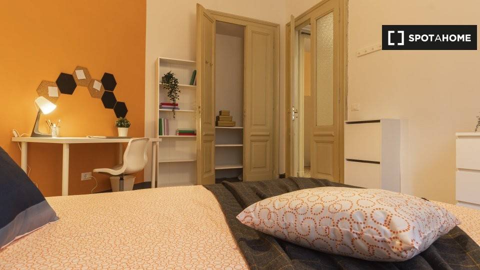 Stanza singola in San Donato, foto 5 di 18