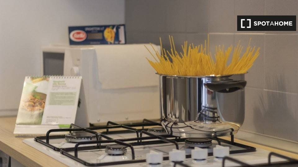 Stanza singola in San Donato, foto 13 di 18