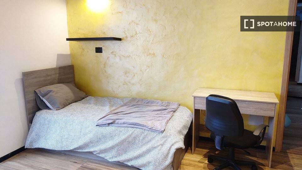 Stanza singola in Barriera di Milano, foto 6 di 18
