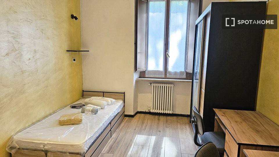 Posto letto in doppia in Barriera di Milano, foto 3 di 13